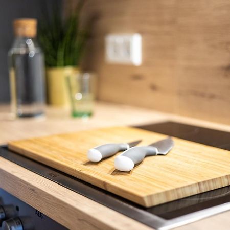 Bright - Beachstyle - Kitchen - Kingbed - Parking - Netflix Apartment Augsburg Bagian luar foto