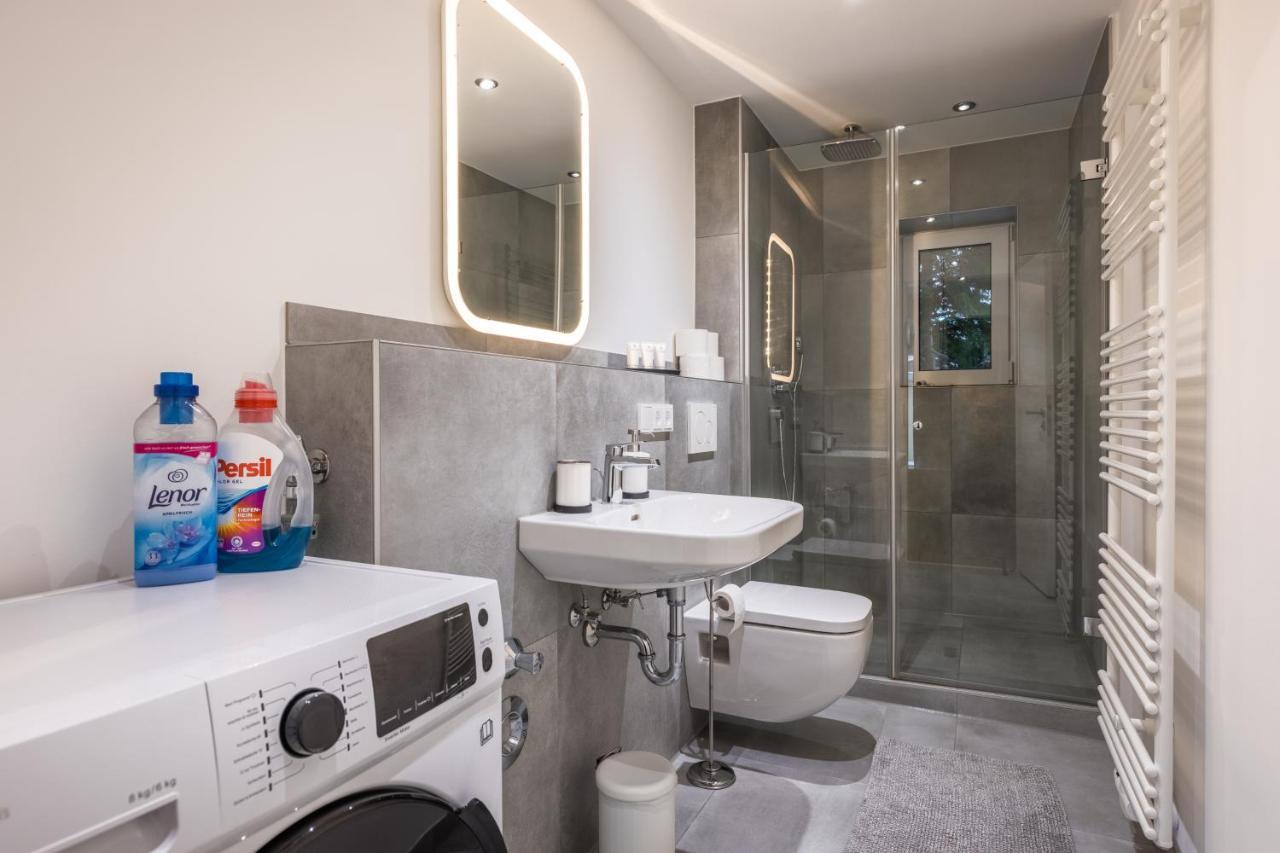 Bright - Beachstyle - Kitchen - Kingbed - Parking - Netflix Apartment Augsburg Bagian luar foto